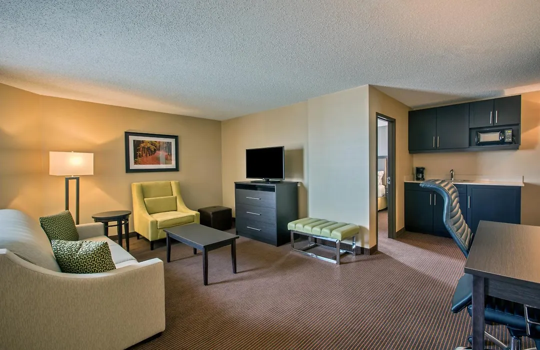 Quality Inn & Suites Regina Downtown-1