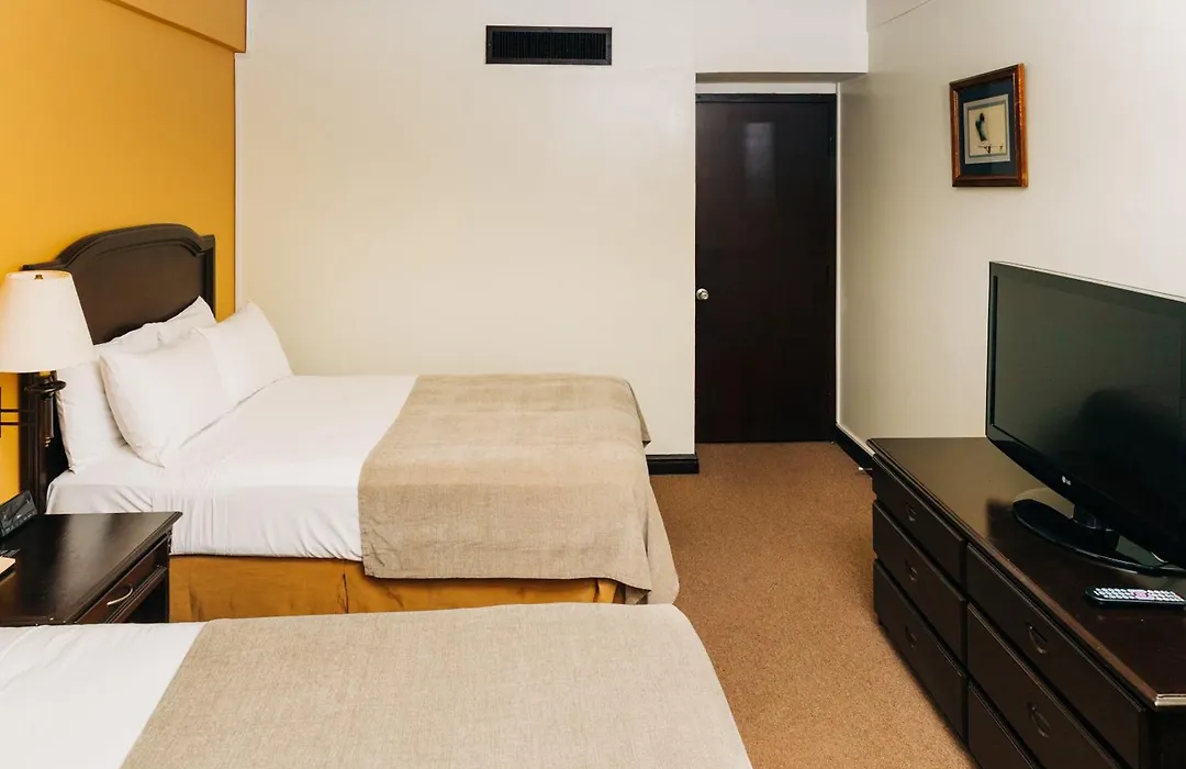 Plaza Hotel And Suites-1