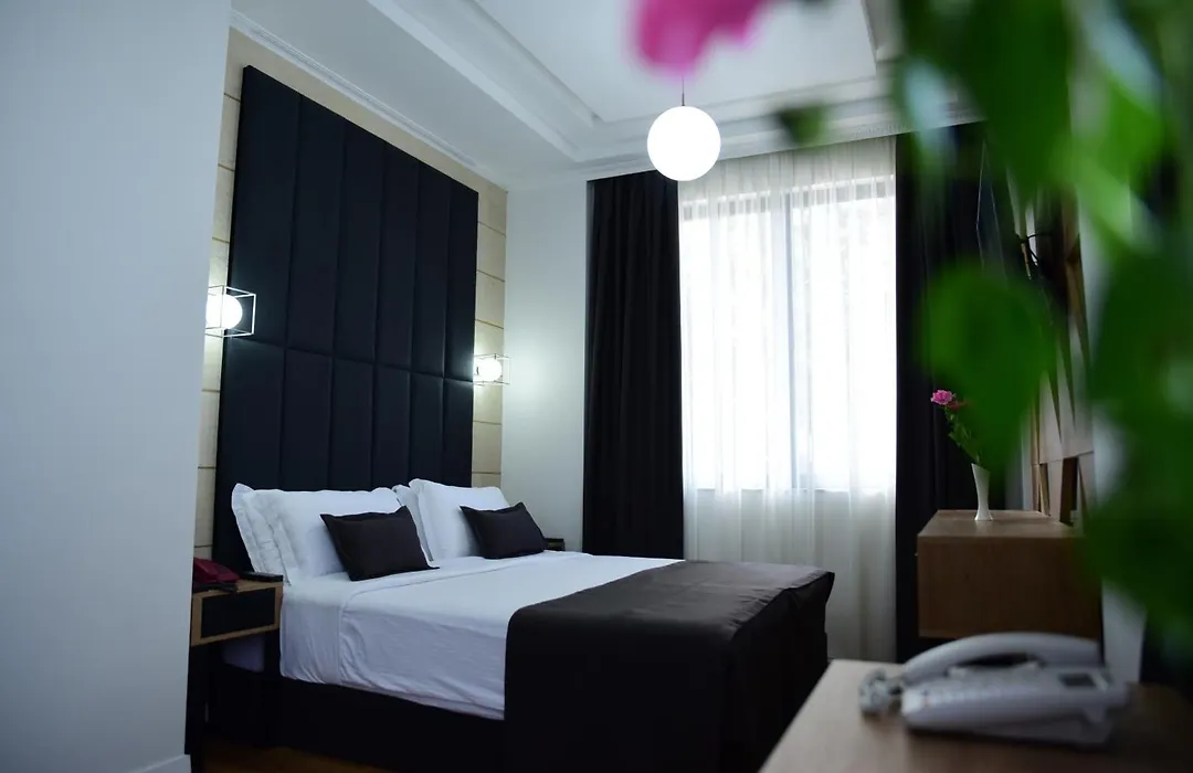 Hotel Comfort City Center-1