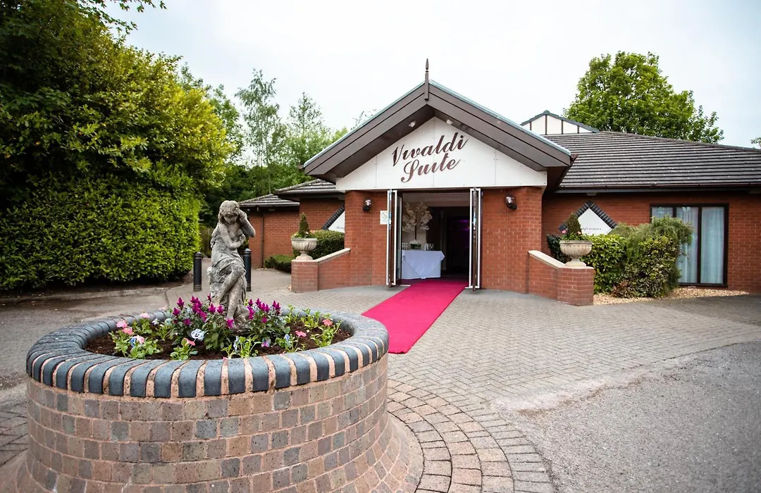 Holiday Inn A55 Chester West By Ihg-1