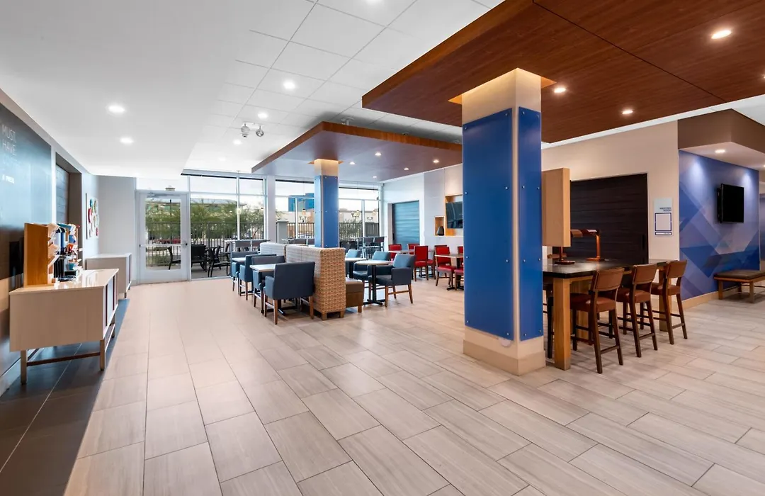 Holiday Inn Express & Suites - Phoenix - Airport North By Ihg-1