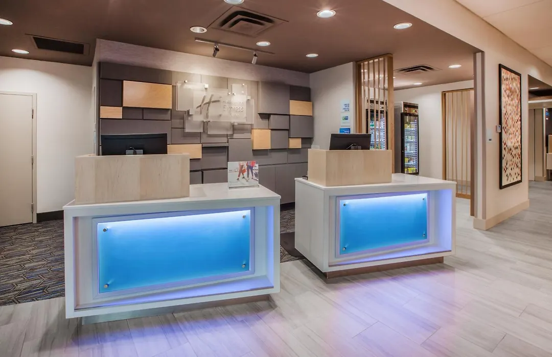 Holiday Inn Express & Suites - Dalton - Walnut Ave By Ihg-1