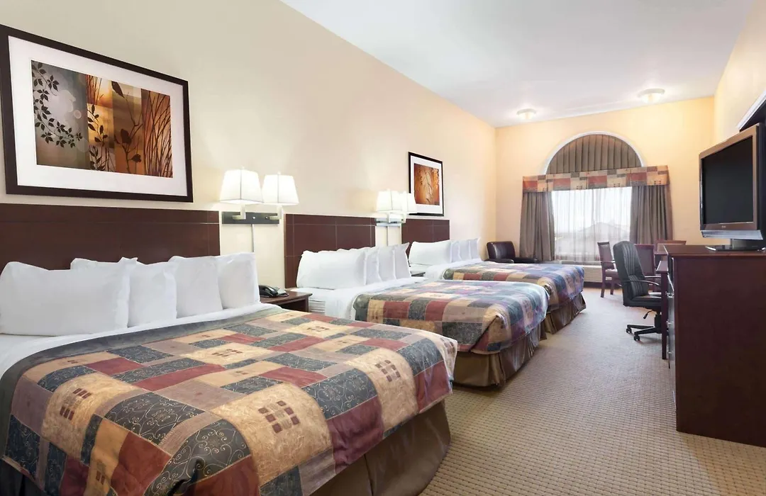 Ramada By Wyndham Weyburn-1