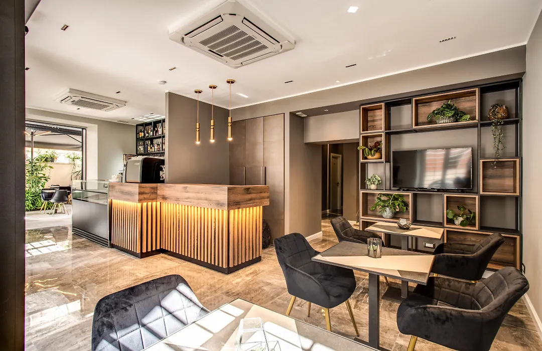 Apollo Boutique Hotel-1