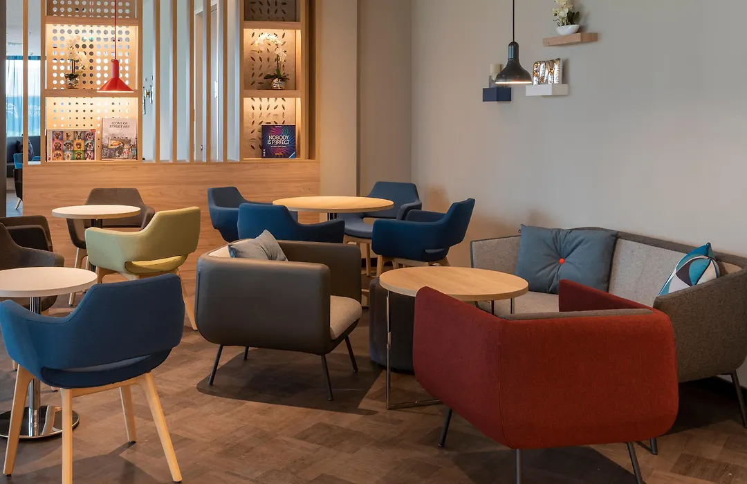 Holiday Inn Express Duesseldorf - Hauptbahnhof By Ihg-1