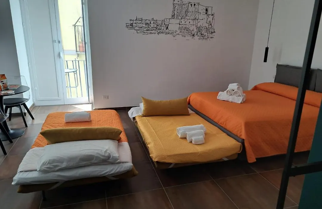 Casa Calu Castel Dell'Ovo-1