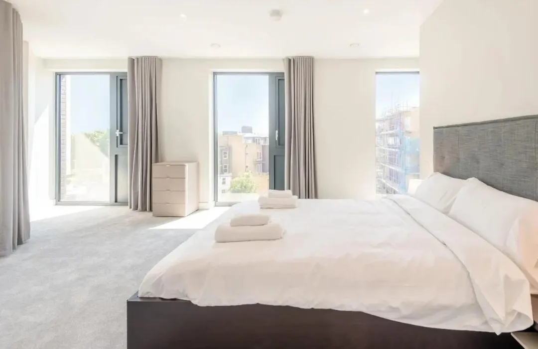 Modern Apartments In Brentford 2 Minutes Walk From Kew Bridge-1