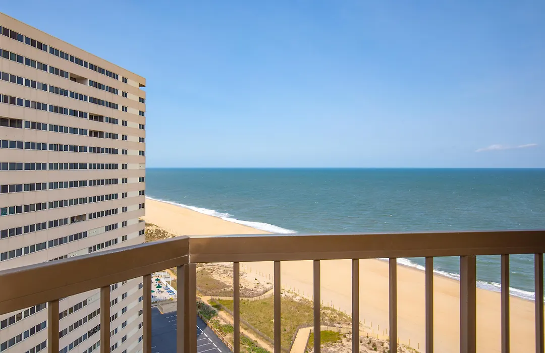 Ashore Oceanfront Hotel By Marriott-1