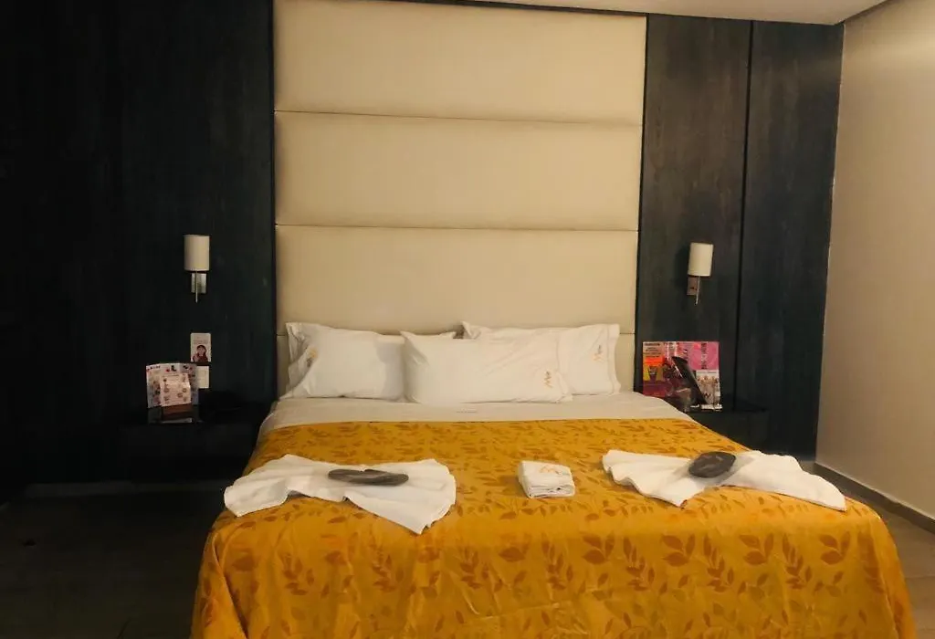 Hotel M Elite Golden-1