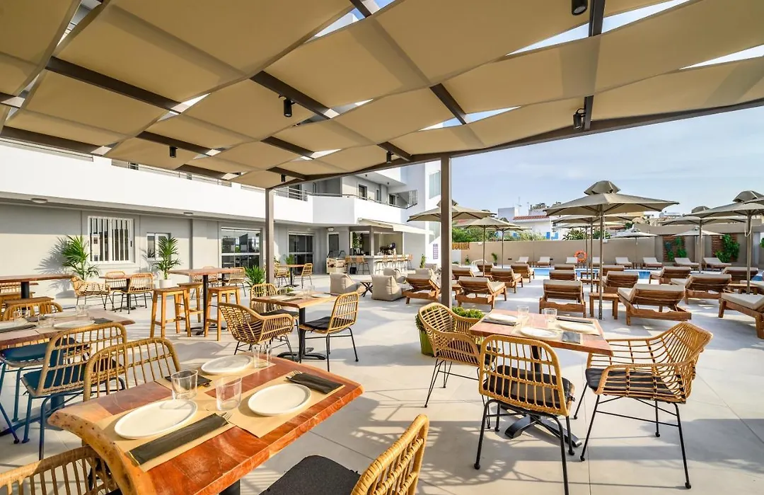 Nicolas Grand Suites, Adults Only-1