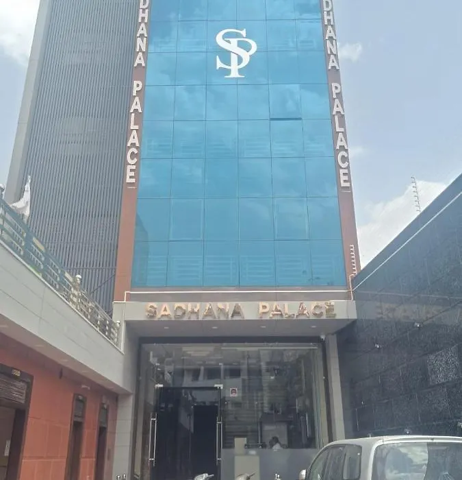 Hotel Sadhana Palace-1