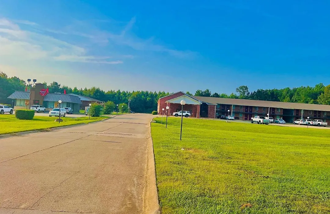 Ashley Inn-1