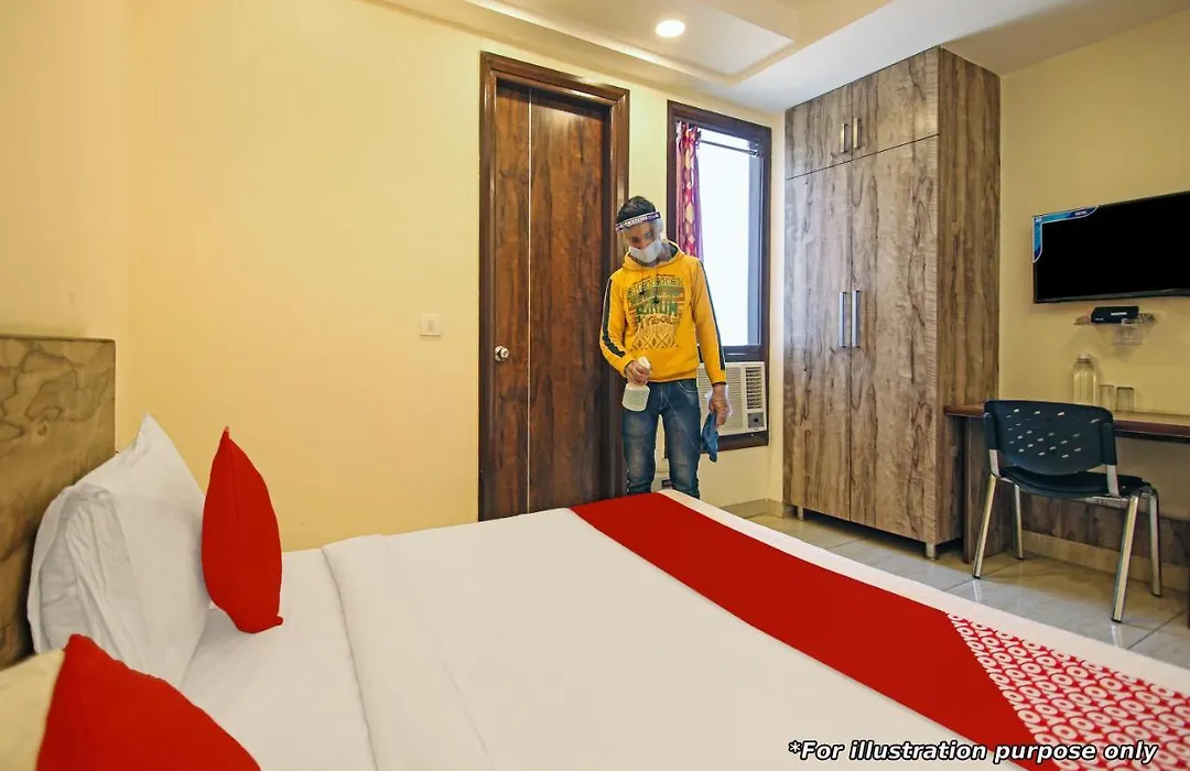 Oyo Flagship Hotel New Moon Inn-1