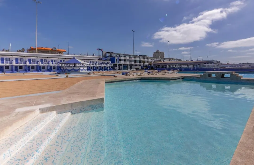 Hotel Tropicana-1