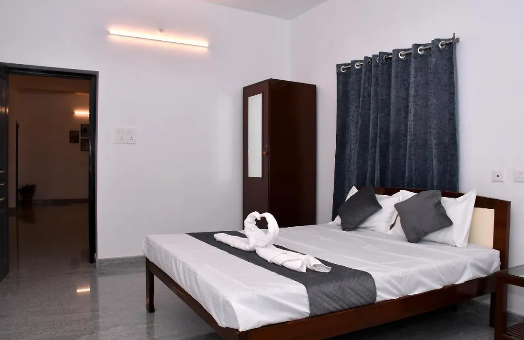 Sizzling Inn Pondy-1