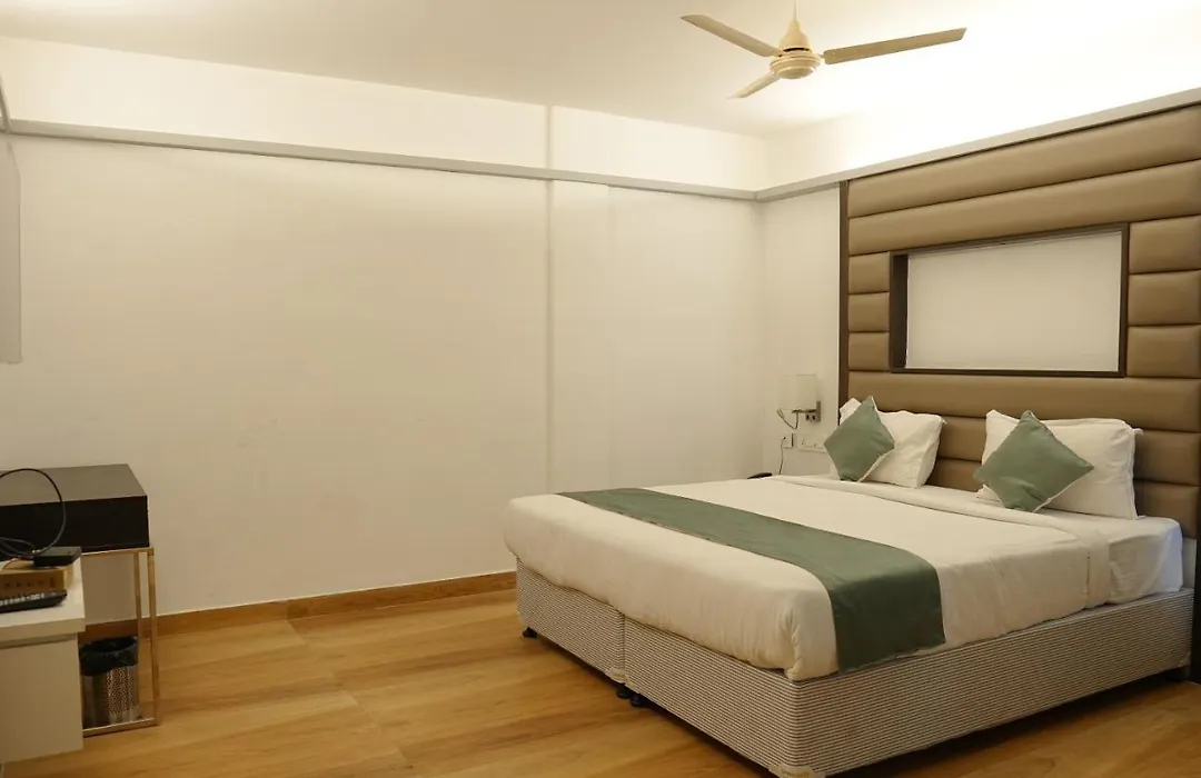 Hotel Konark-1