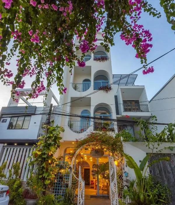 Nest House Homestay-1