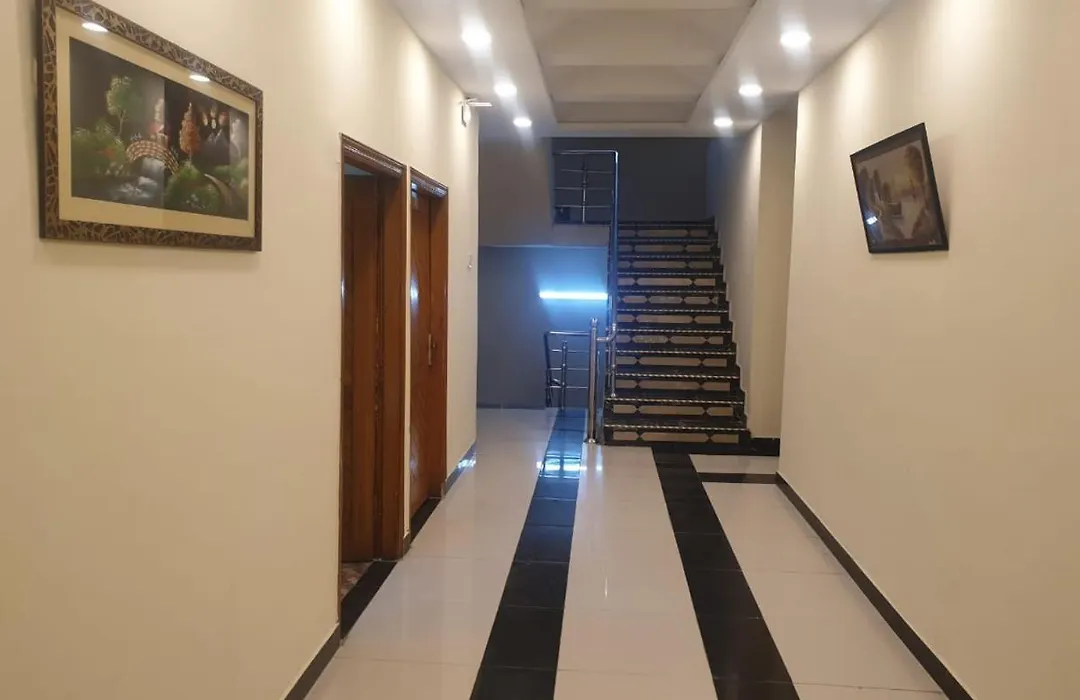 Dream Night Hotel-1
