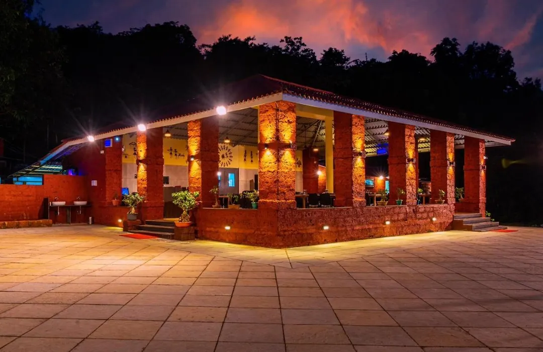 Chinar Woods Resort-1