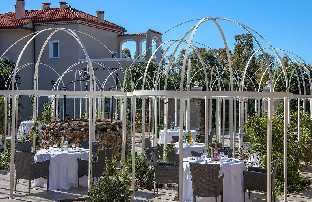 Villa Cavalieri Country Hotel-1
