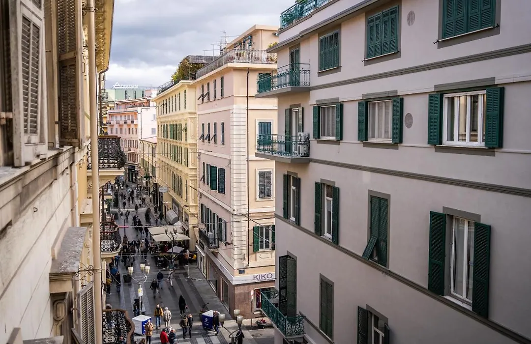 Correnti Boutique Hotel Gold-1