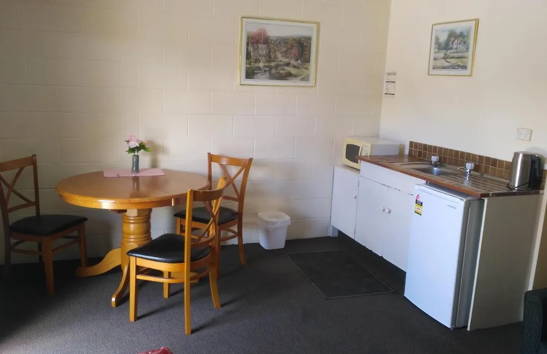 Amble Inn Motel-1