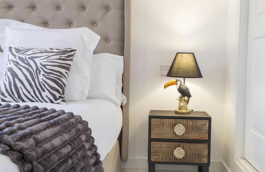 The Clock House - Luxury Urban Suites-1