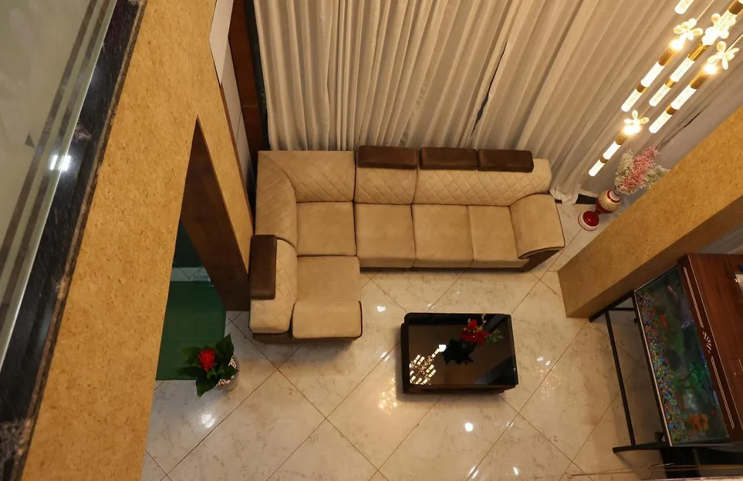 Sunshine International Boarding & Lodging-1
