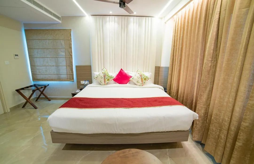 Palette Hotel By Checkin, Visakhapatnam-1