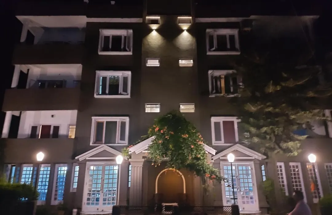 Hotel Royal-1