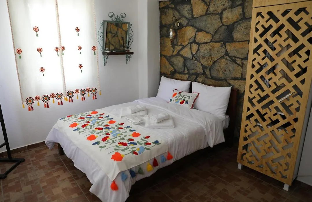 Adahan Bozcaada Otel-1