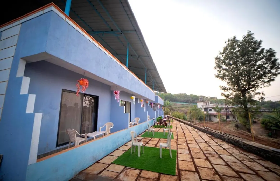 Hotel Orchid Palace-1