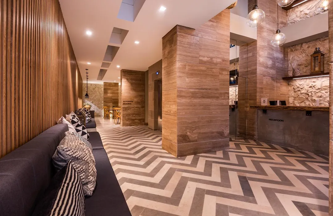 Oz Hotel Luxury-1