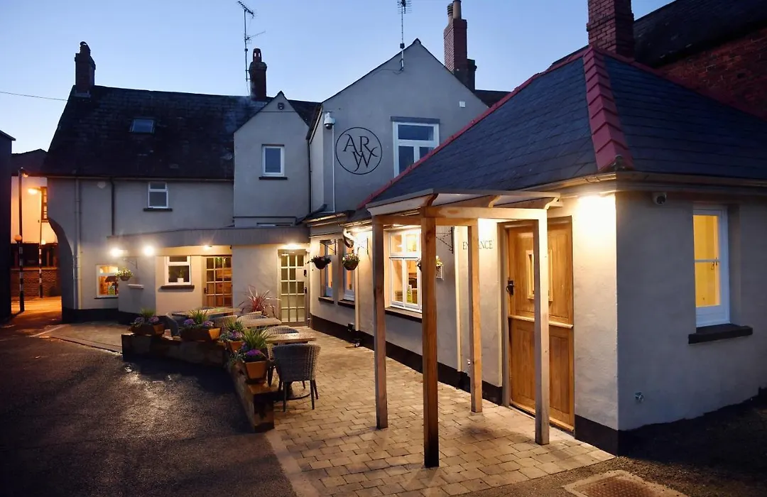 The Wallace Steakhouse With Rooms-1