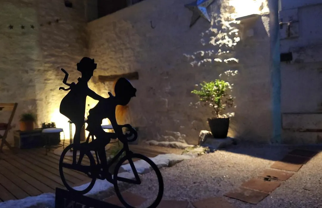 Nuit Insolite Avec Spa Privatif Au "Secret"-1
