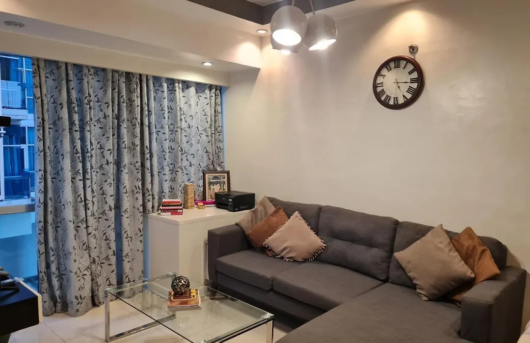 Huge Condo Unit Near Burgos Circle, St Lukes, Shangri-La - P Hamptons T1-1