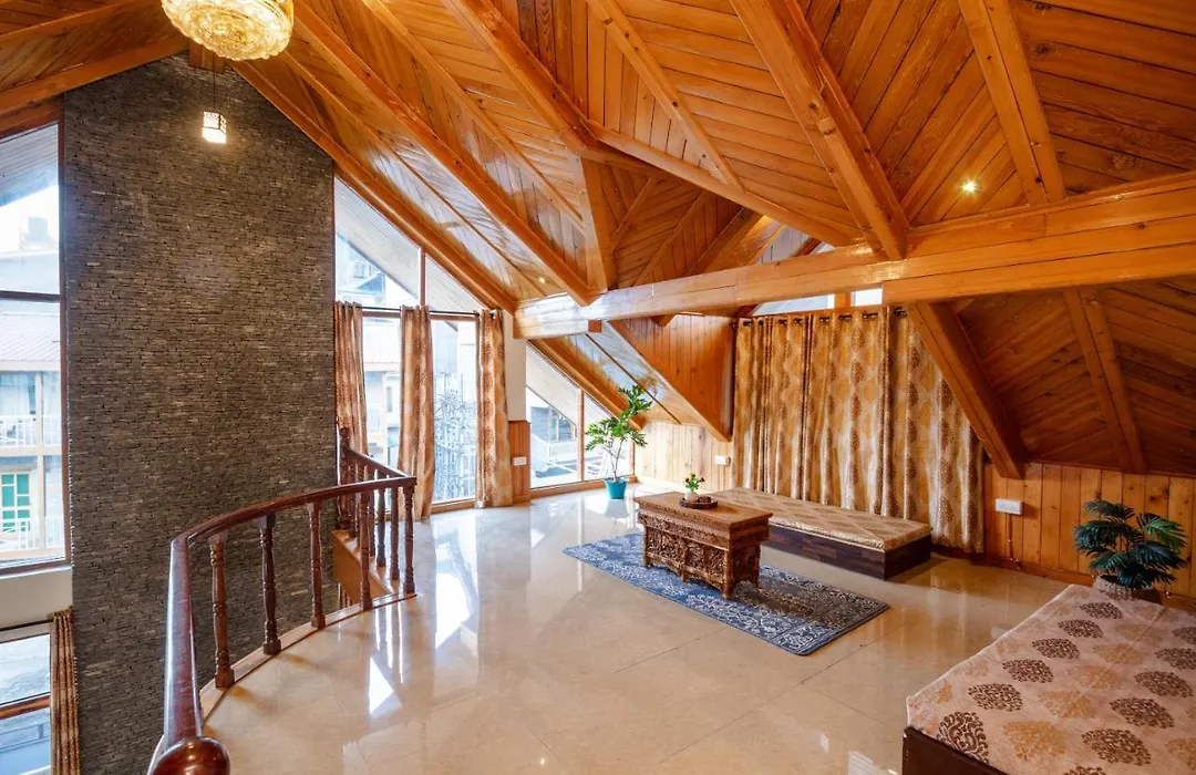 Tripli Hotels Conifer Wood Cottage-1
