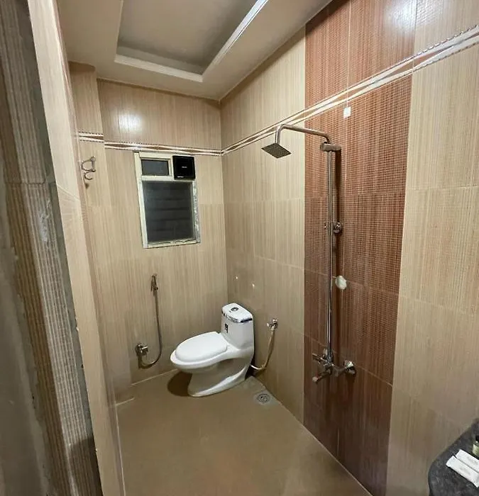 Hotel Gulmohar-1