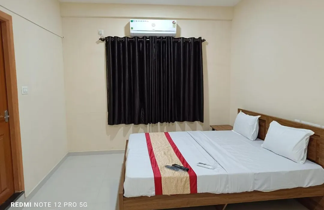 Premier Inn Lodge-1
