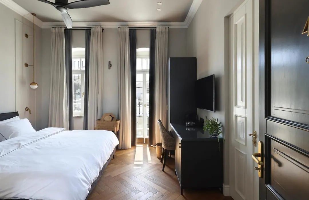 Allegro Neve Tzedek Boutique Suites With Nearby Shelter - By Homy-1