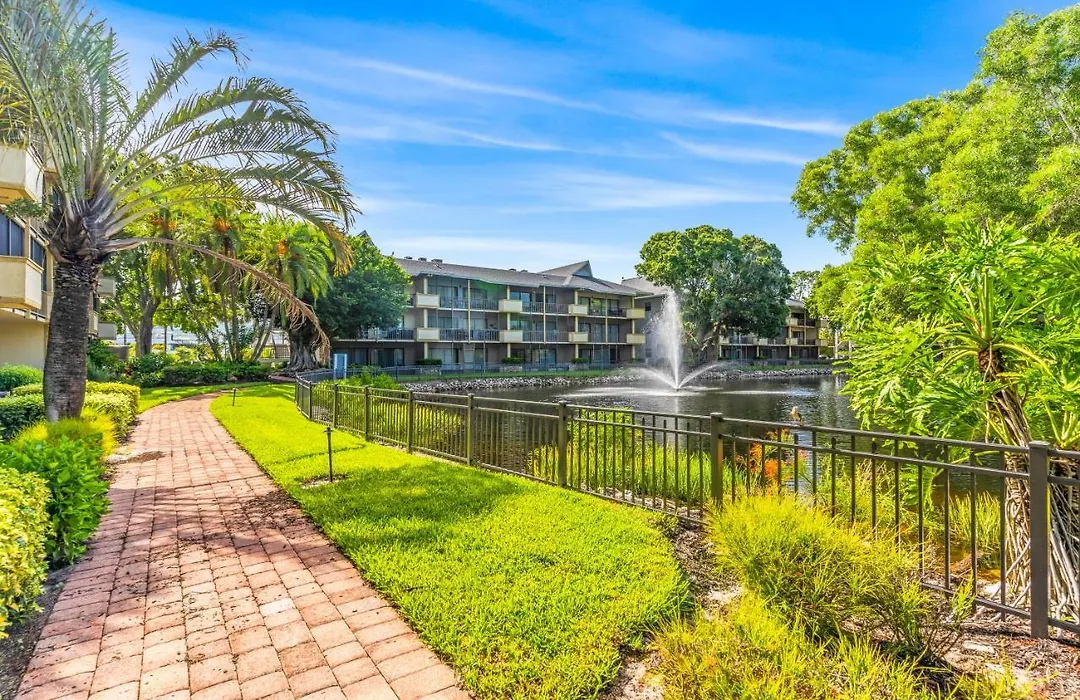 Park Shore Resort-1