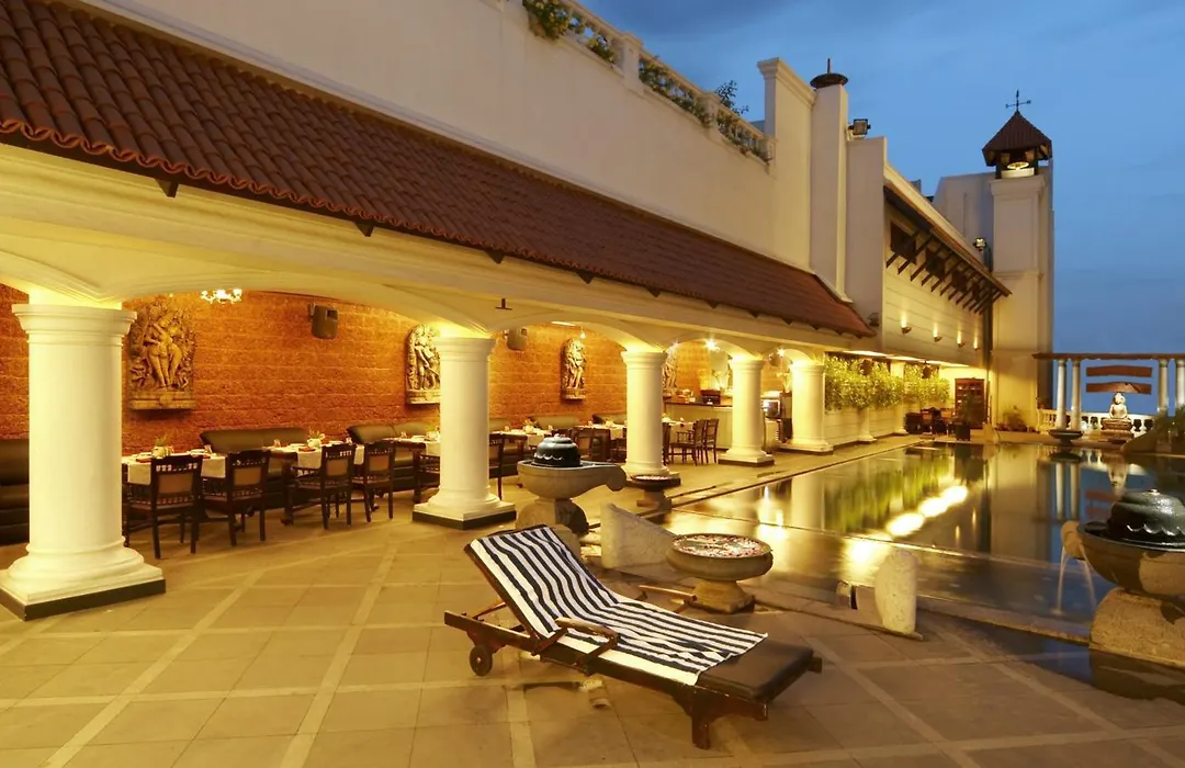 Anandha Inn Convention Centre And Suites-1