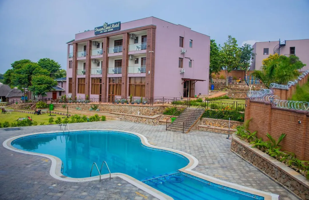 Dreamland Hotel-1