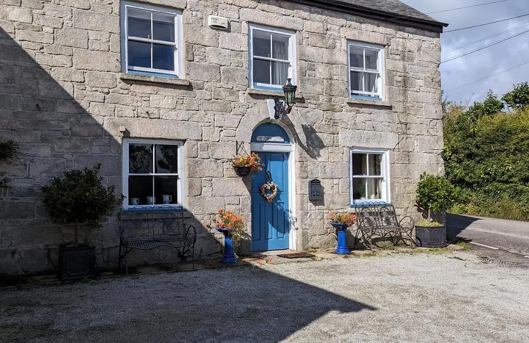 Britannia House Vintage B&B Cornwall-1