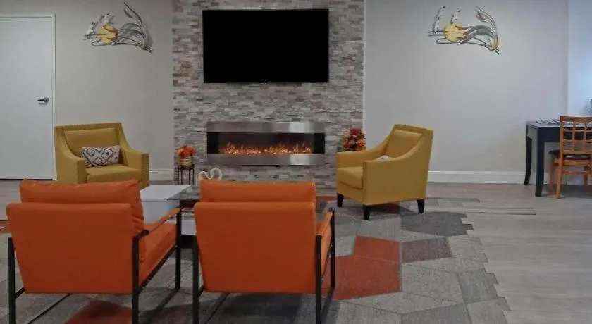 Clarion Pointe Evansville North-1