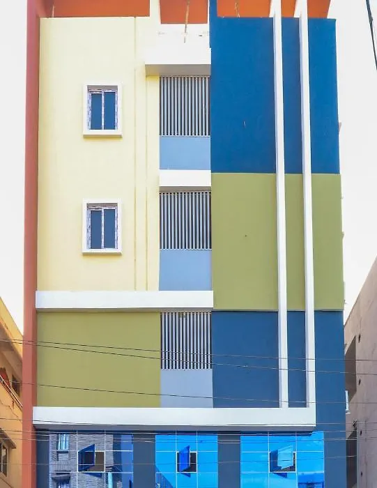 Hotel Radha Krishna-1