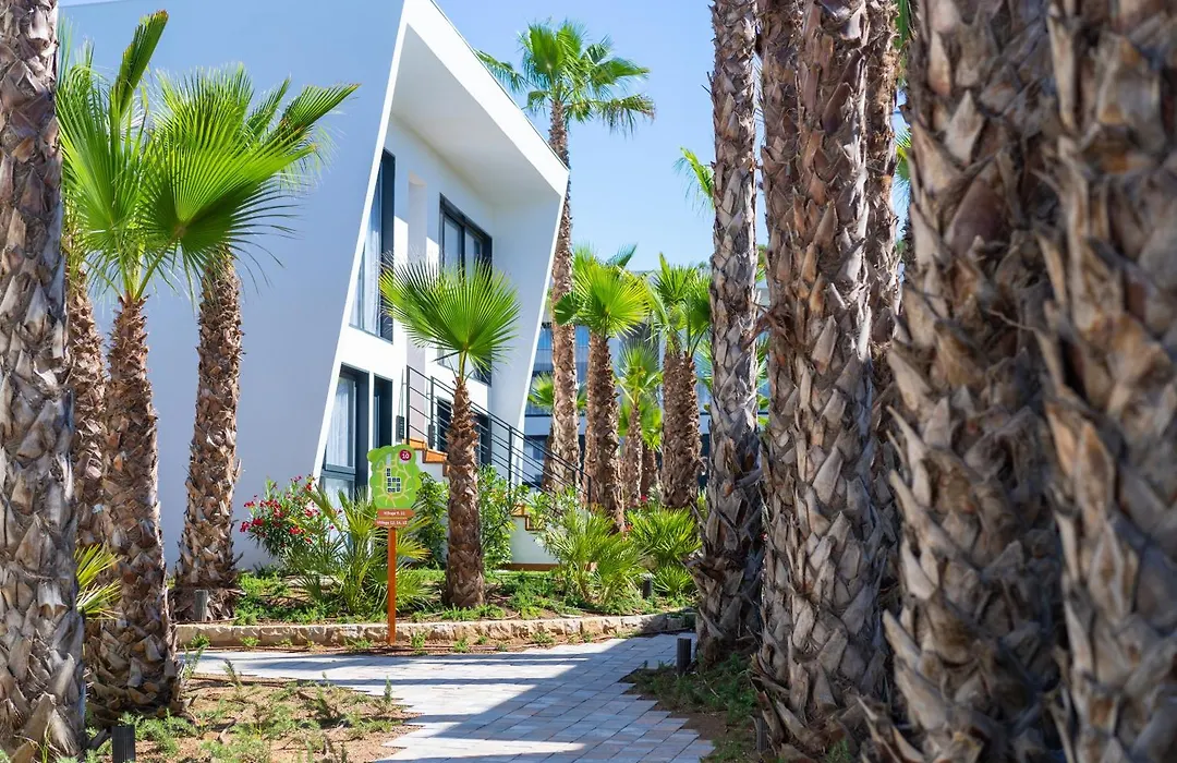 Alannia Salou-1