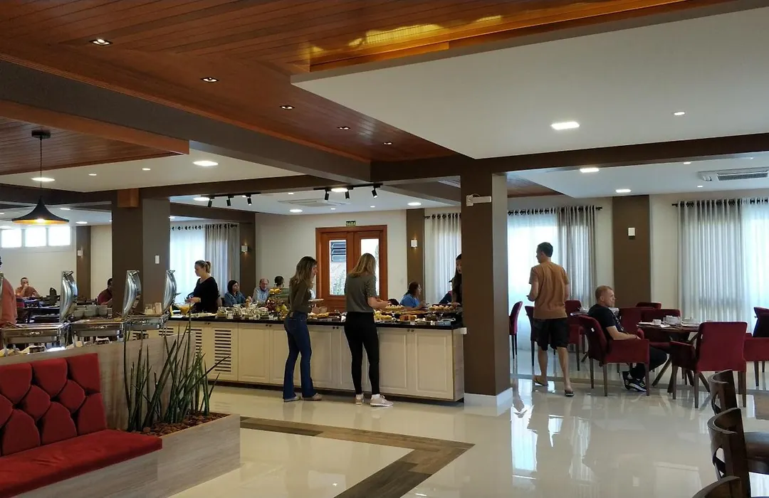 Hotel Alles Berg-1