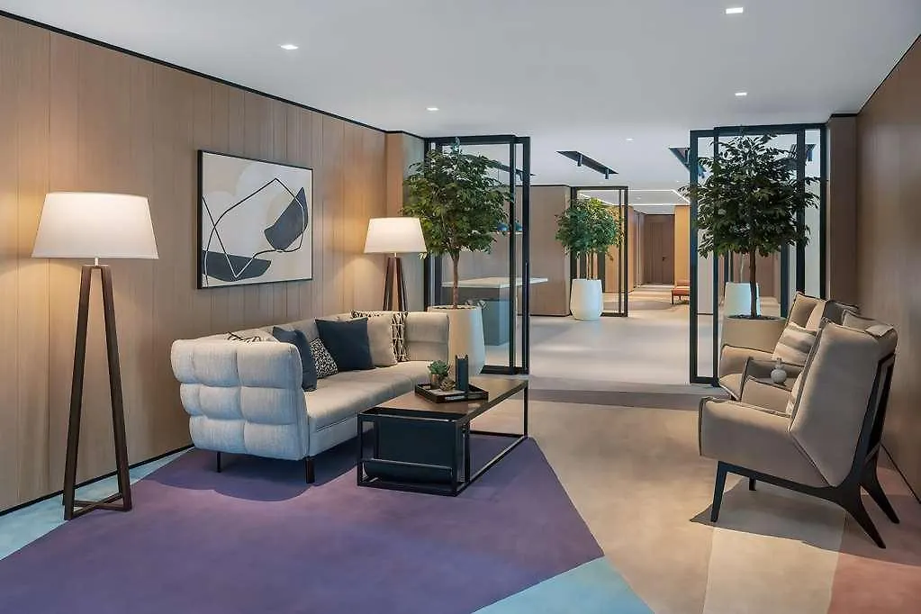 Vida Dubai Marina Yacht Club-1