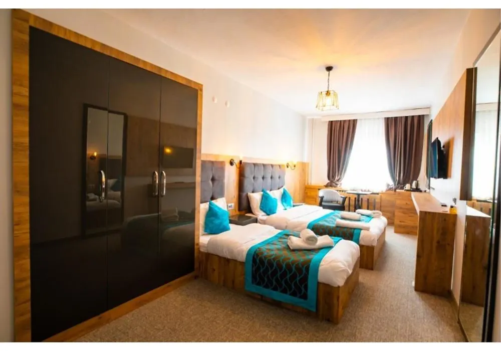 Otel374-1